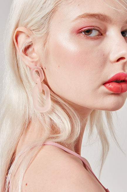 Translucent Link Chain Earrings | OROSHE